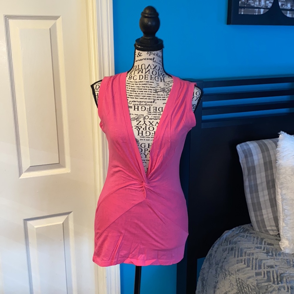 Women’s hot pink tank top size small from Venus